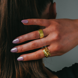 Karolína Elegantní Prsten Se Řetízkem Minimalistický