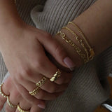 Karolína Elegantní Prsten Se Řetízkem Minimalistický