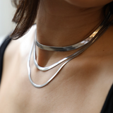 Eva Elegantní Hadí Kovový Náhrdelník Minimalistický