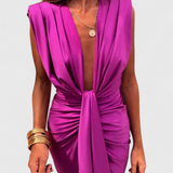 Lakisha | Nabírané midi šaty s hlubokým výstřihem do V