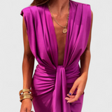 Lakisha | Nabírané midi šaty s hlubokým výstřihem do V