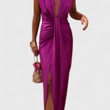 Lakisha | Nabírané midi šaty s hlubokým výstřihem do V