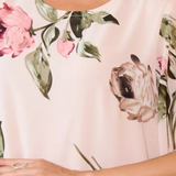 Tameka | Splývavé šifonové šaty s okvětními lístky a průhlednými rukávy